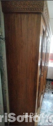 চিটাগাং কাঠের শোকেস বিক্রি ( ৬ ফিট* ৭ ফিট)